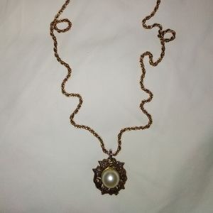 Vintag Pendant Necklace!